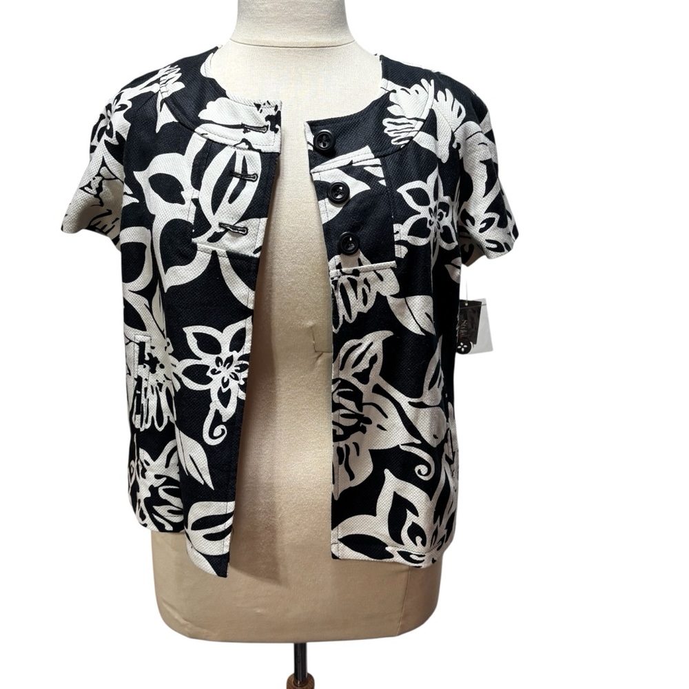 NWT Style & Co Garden Black White Floral Short Sleeve Jacket Size 12 #761